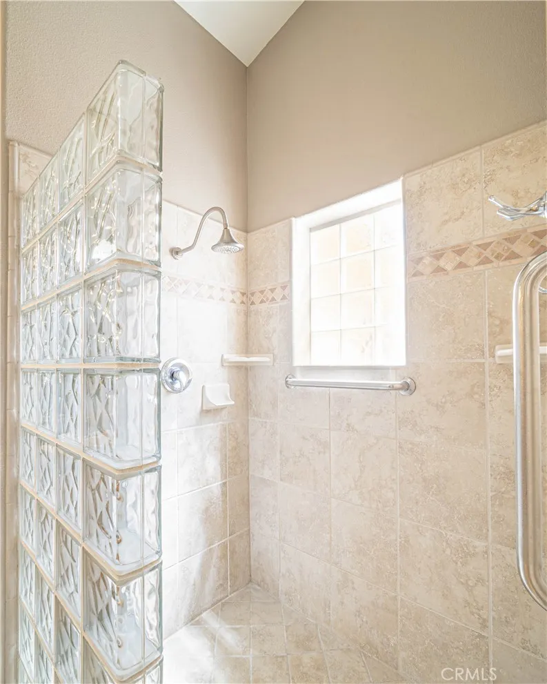 56735 Navajo Trail, Yucca Valley, California 92284 home-pic-29