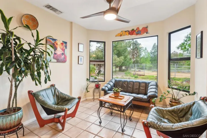 Main house breakfast nook