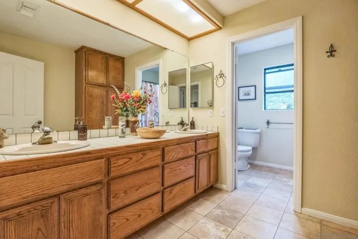 Bathroom #2