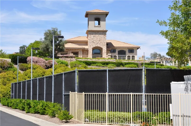 16 Corte Montena, Lake Elsinore, California 92532