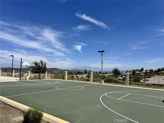 16 Corte Montena, Lake Elsinore, California 92532