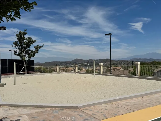 16 Corte Montena, Lake Elsinore, California 92532