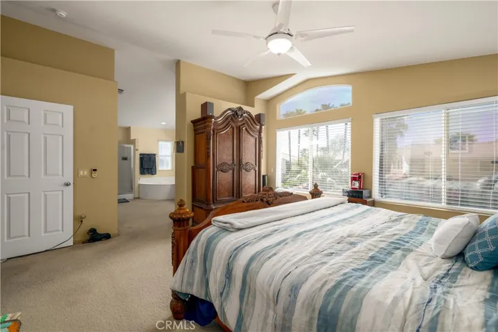 16 Corte Montena, Lake Elsinore, California 92532