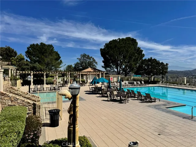 16 Corte Montena, Lake Elsinore, California 92532