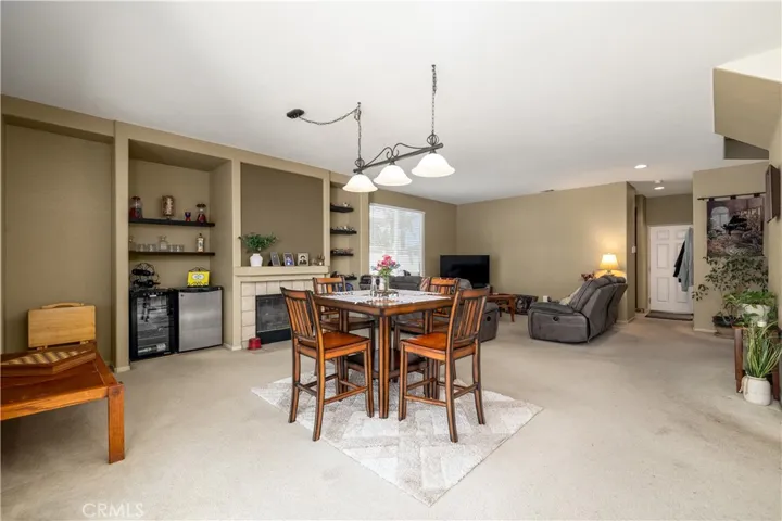 16 Corte Montena, Lake Elsinore, California 92532