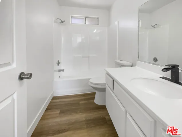 1534 Pyramid Avenue, Ventura, California 93004