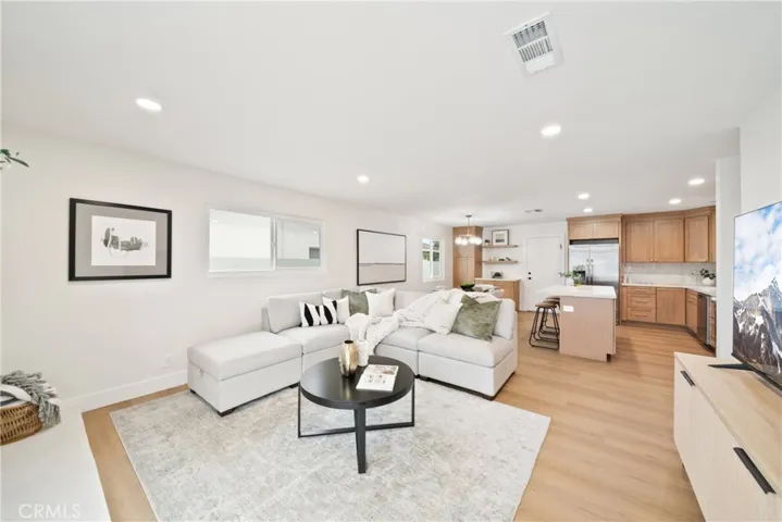10642 Beacon Avenue, Garden Grove, California 92843