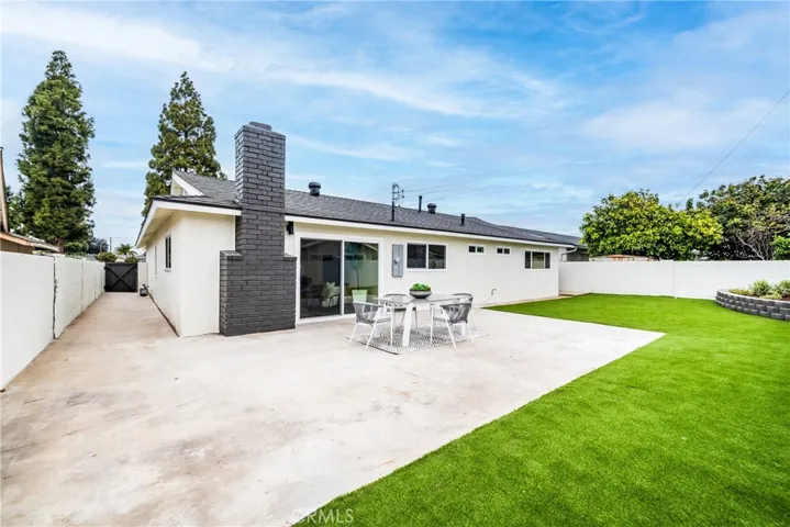 10642 Beacon Avenue, Garden Grove, California 92843