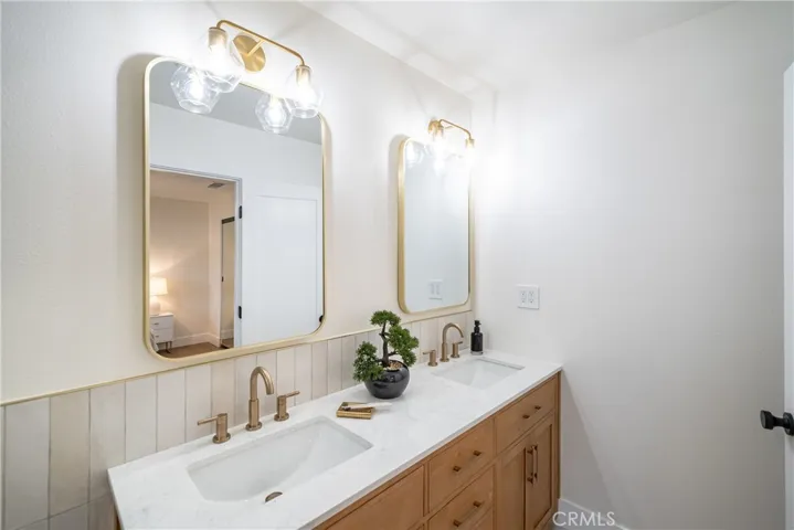10642 Beacon Avenue, Garden Grove, California 92843
