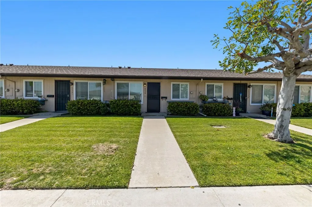9934 Cedar Street, Bellflower, California 90706, 2 Bedrooms Bedrooms, ,1 BathroomBathrooms,Residential,For Sale,Cedar Street,RS25079974