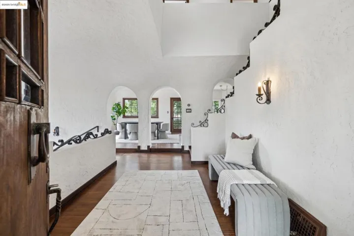 669 Oberlin Avenue, Kensington, California 94708