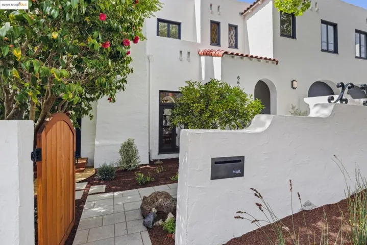 669 Oberlin Avenue, Kensington, California 94708