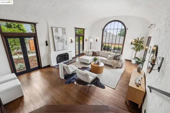 669 Oberlin Avenue, Kensington, California 94708