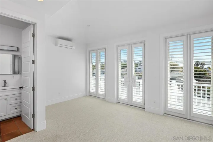 1066 Melba Road, Encinitas, California 92024