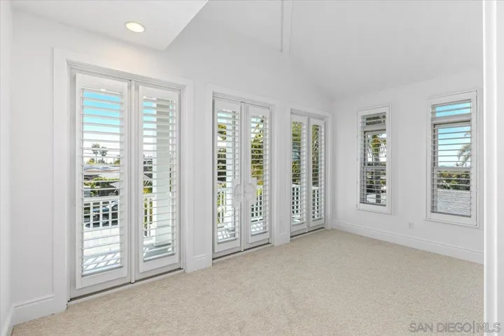 1066 Melba Road, Encinitas, California 92024