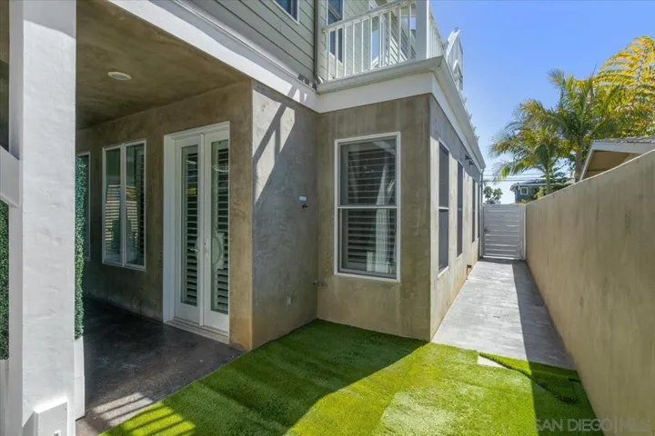 1066 Melba Road, Encinitas, California 92024