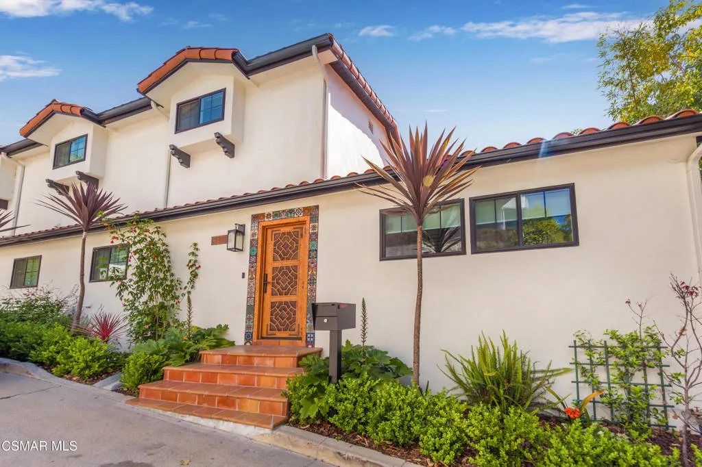 1374 Miller Place, Los Angeles, California 90069, 3 Bedrooms Bedrooms, ,3 BathroomsBathrooms,Residential Lease,For Rent,Miller,225001993