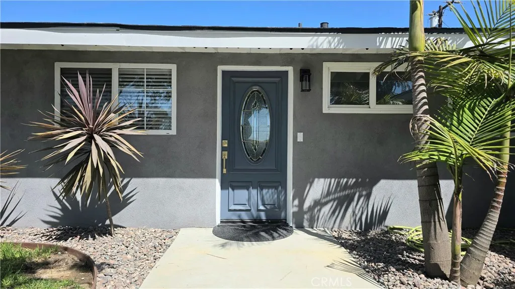 2108 Raleigh Avenue, Costa Mesa, California 92627 home-pic-0