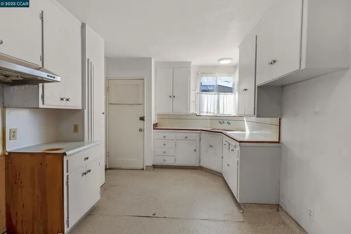 1416 Acroft Ct, Berkeley, California 94702