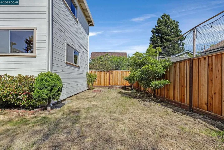 1416 Acroft Ct, Berkeley, California 94702