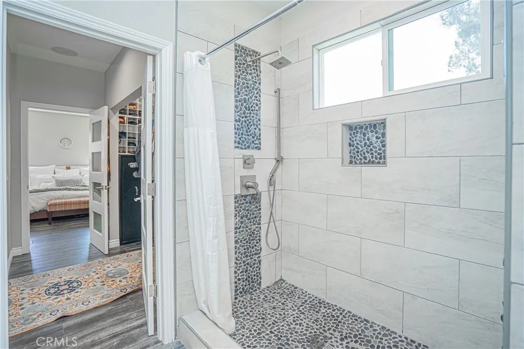 618 W Alpine Avenue, Santa Ana, California 92707 home-pic-54