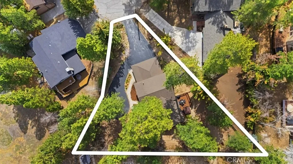 41604 Hummingbird Lane, Big Bear Lake, California 92315 home-pic-9