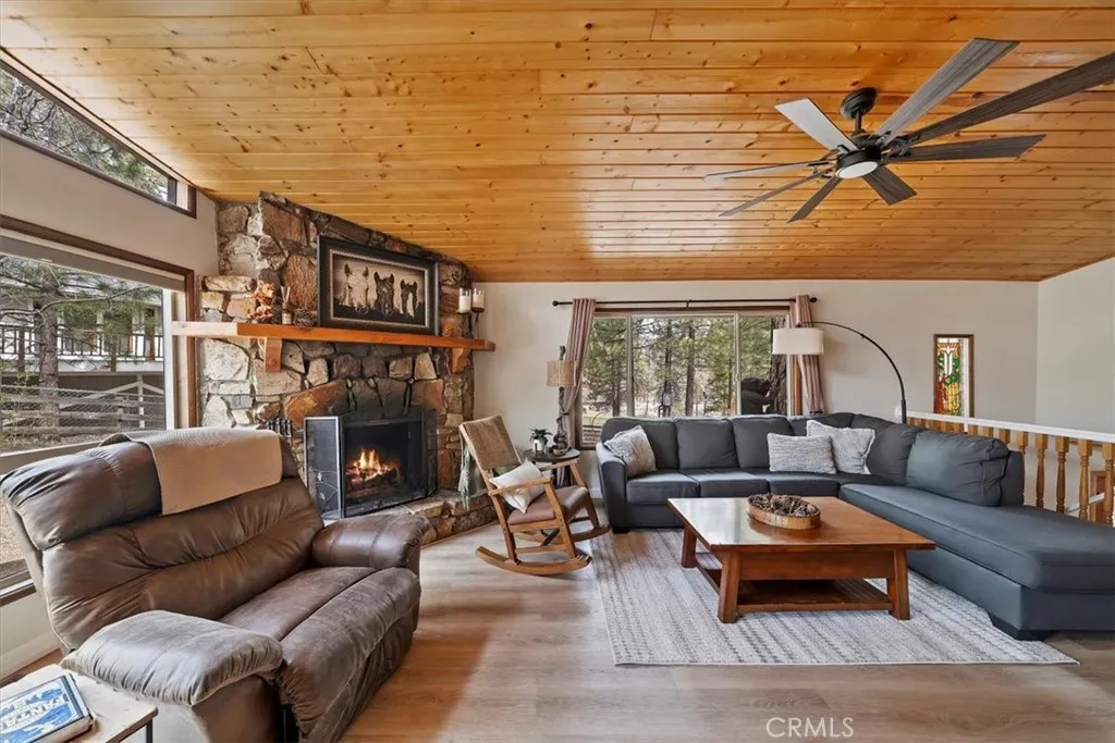 41604 Hummingbird Lane, Big Bear Lake, California 92315 home-pic-25