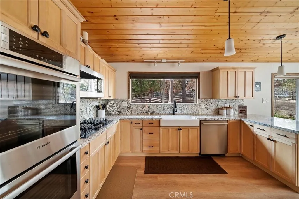 41604 Hummingbird Lane, Big Bear Lake, California 92315 home-pic-31