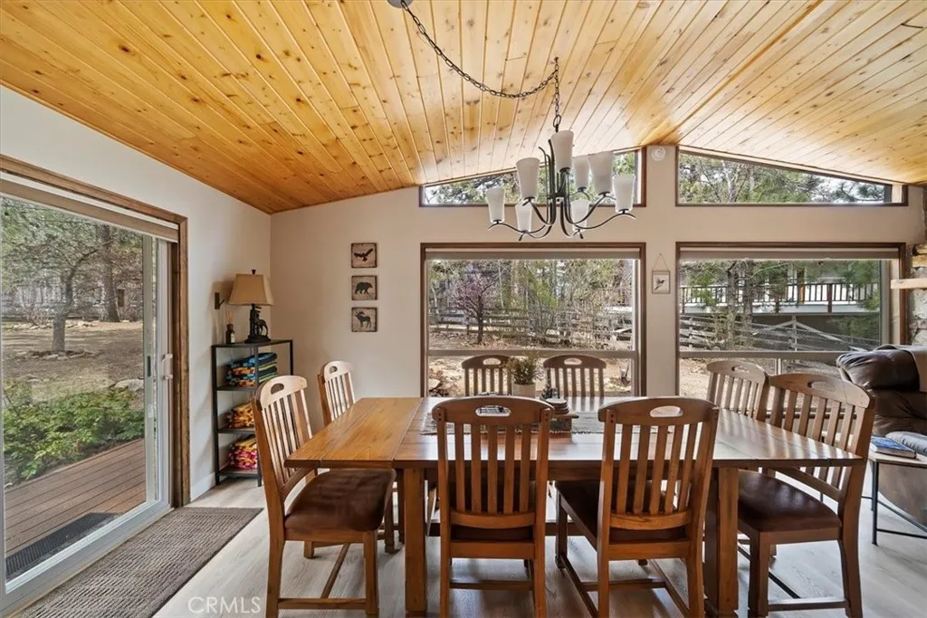 41604 Hummingbird Lane, Big Bear Lake, California 92315 home-pic-26
