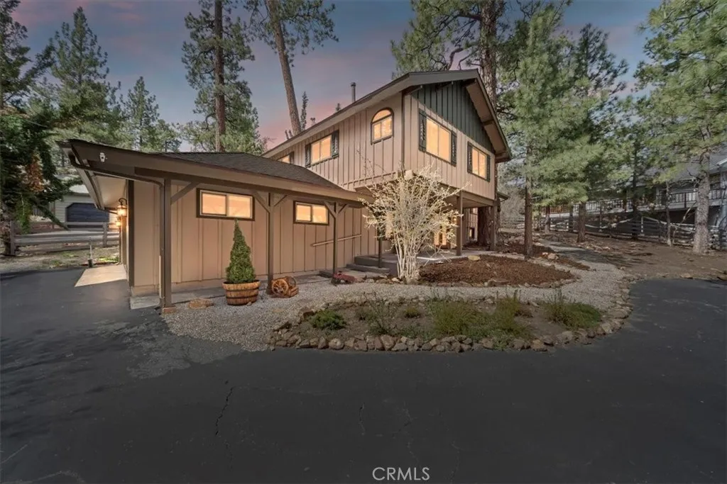 41604 Hummingbird Lane, Big Bear Lake, California 92315 home-pic-0