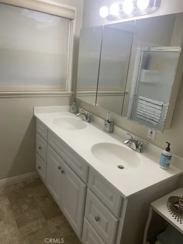 324 E Greystone Avenue, Monrovia, California 91016