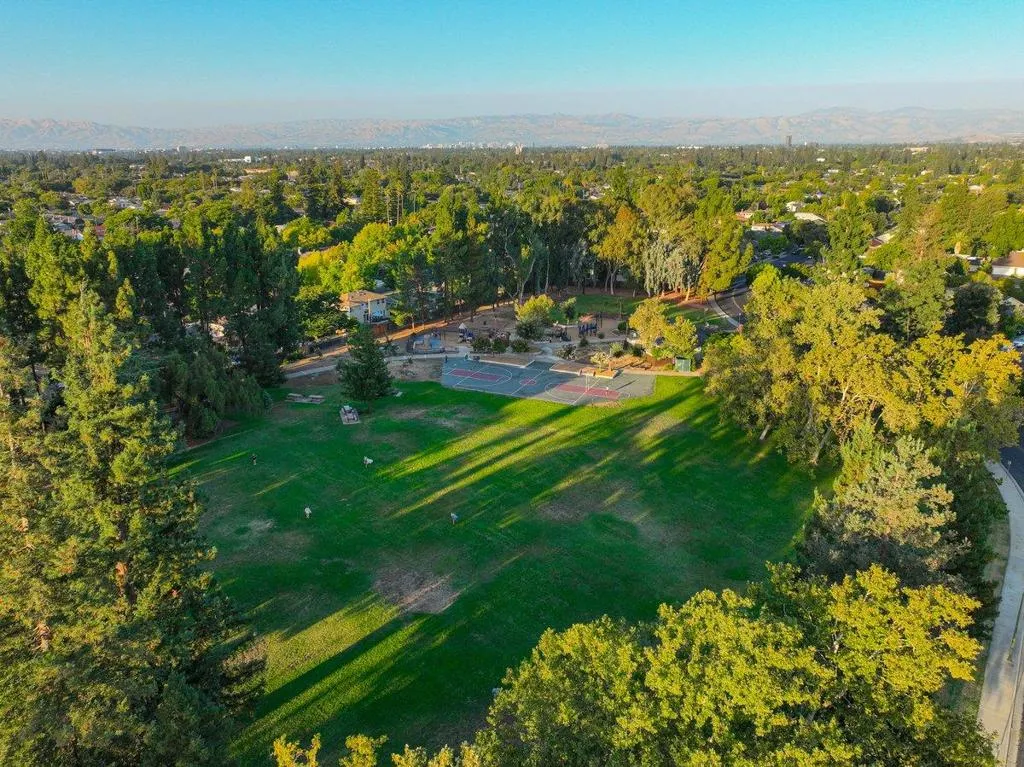 4989 Vanderbilt Drive, San Jose, California 95130 home-pic-50