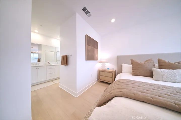145 Sora, Irvine, California 92618