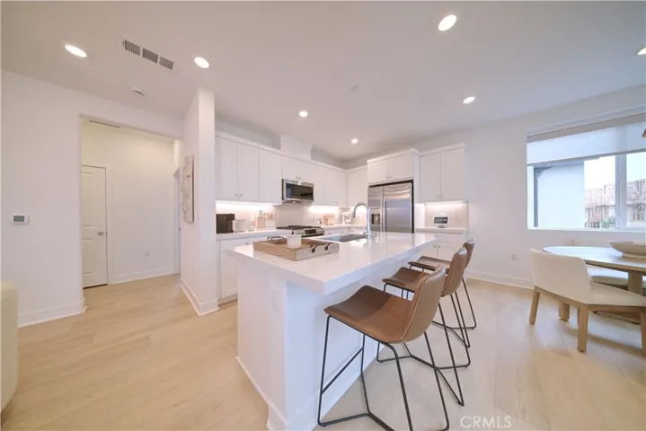 145 Sora, Irvine, California 92618