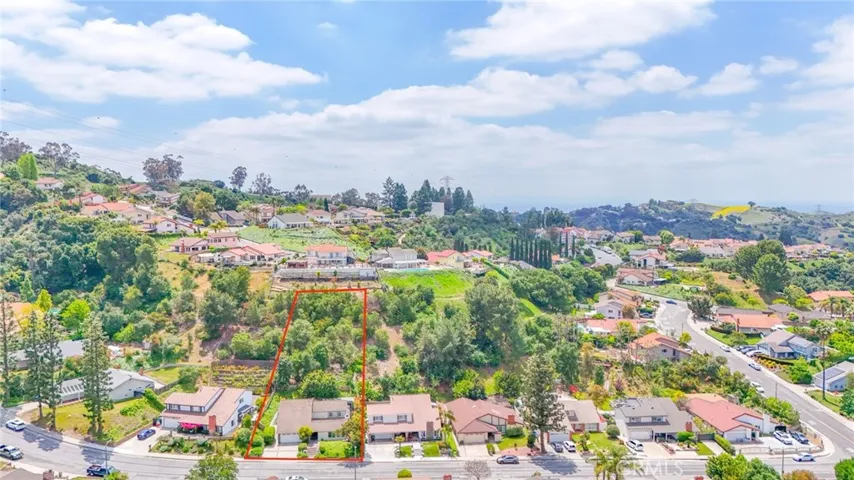 Neighborhood/Hills
