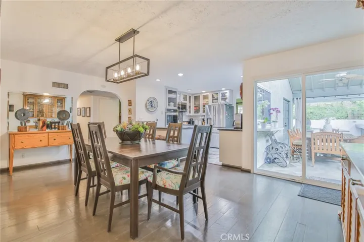 Informal Dining Area