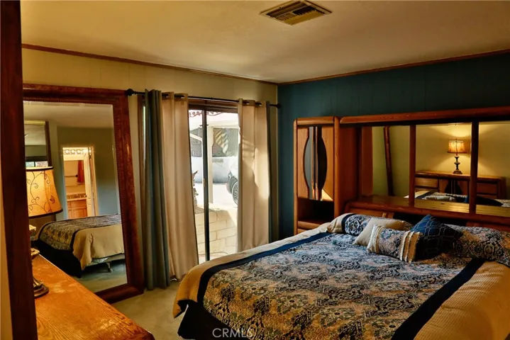 1st bedroom