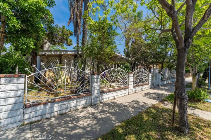 15023 Devonshire Street, Mission Hills (san Fernando), California 91345
