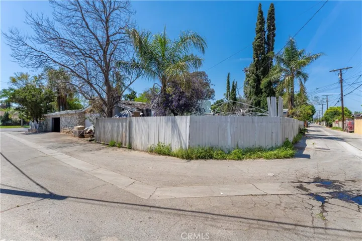 15023 Devonshire Street, Mission Hills (san Fernando), California 91345