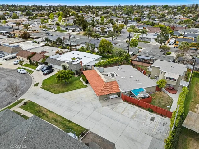 3133 Coral Avenue, Costa Mesa, California 92626