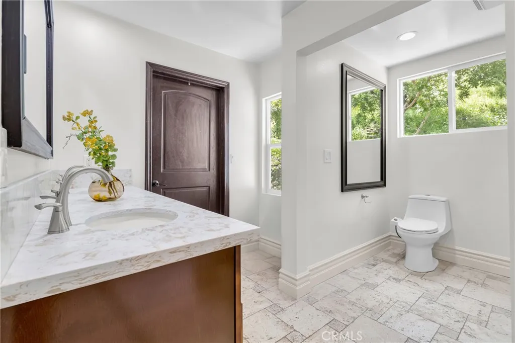 4501 Grimes Place, Encino, California 91316 home-pic-40