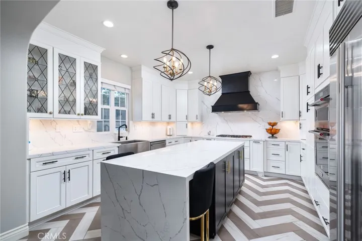 1347 Cole Lane, Upland, California 91784