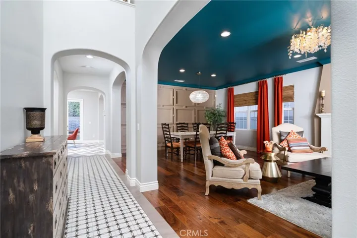 1347 Cole Lane, Upland, California 91784