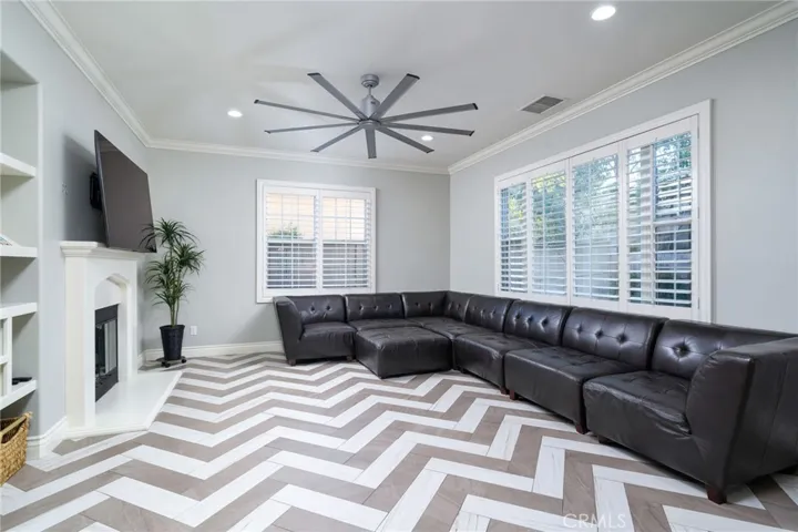 1347 Cole Lane, Upland, California 91784