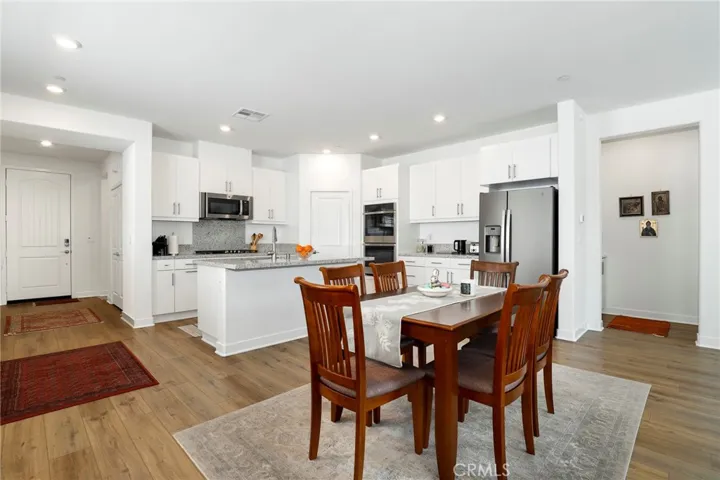 2476 Yellowstone Way, Rialto, California 92377