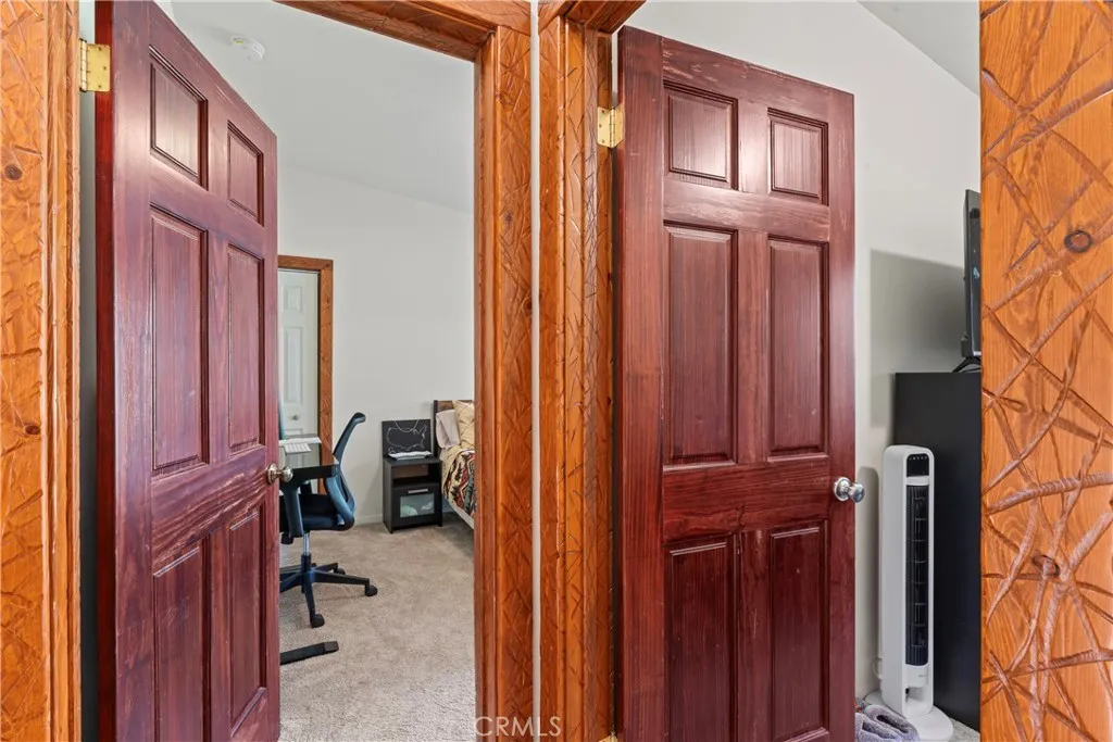 29278 Pine Drive, Cedar Glen, California 92321 home-pic-22