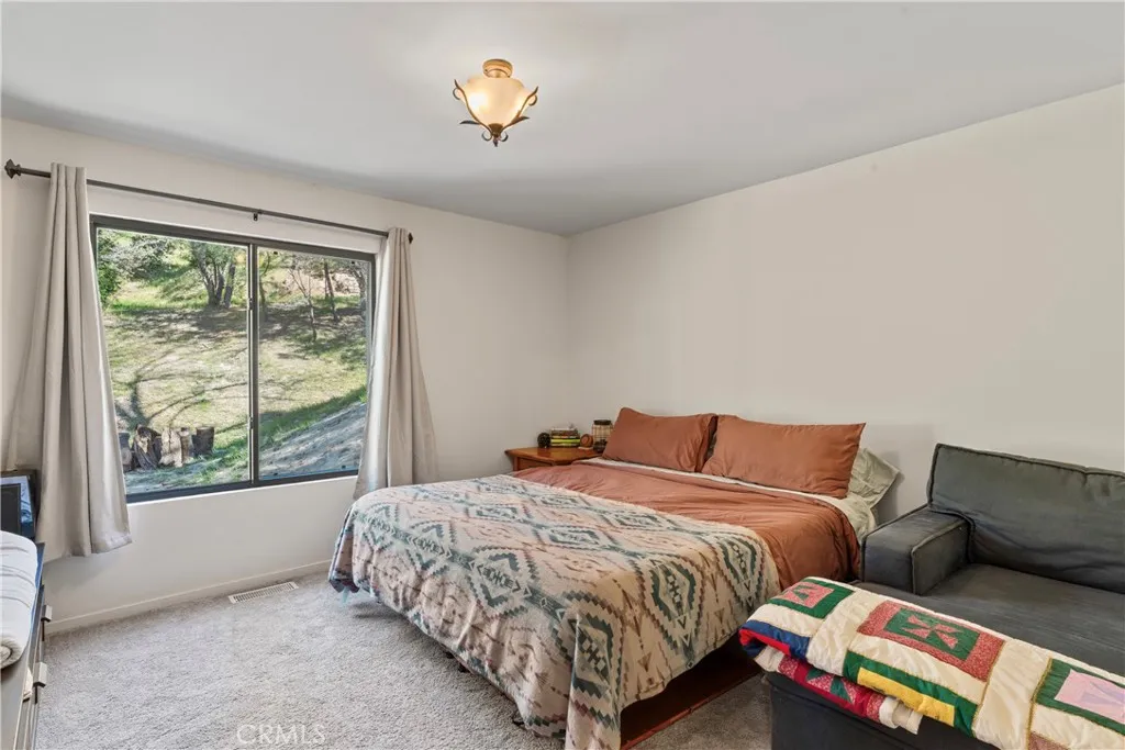 29278 Pine Drive, Cedar Glen, California 92321 home-pic-16