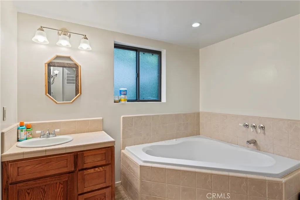 29278 Pine Drive, Cedar Glen, California 92321 home-pic-18