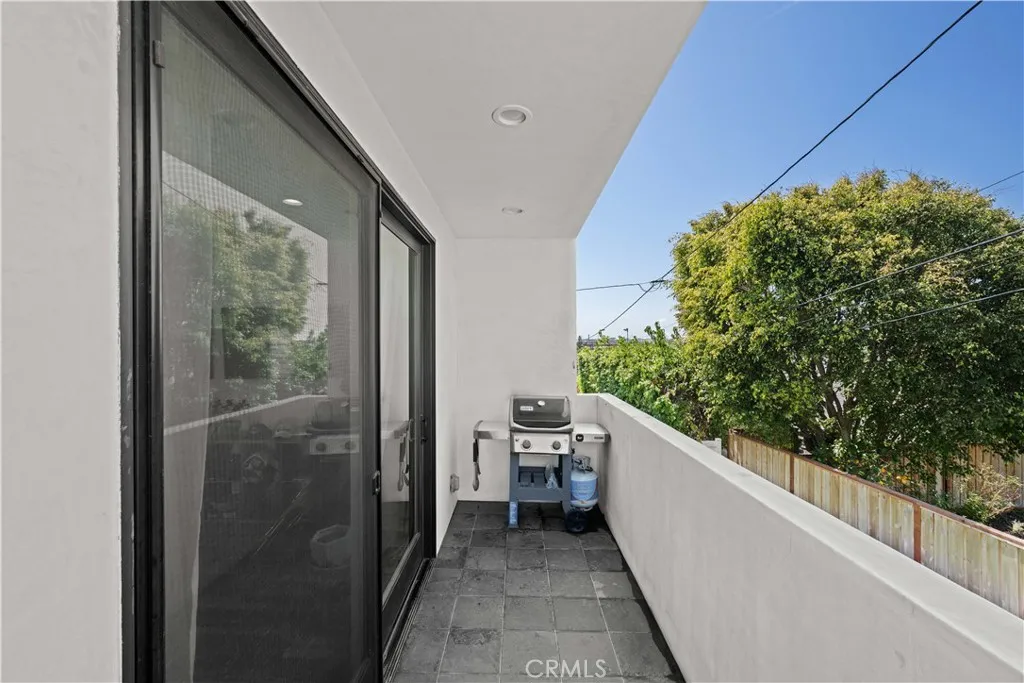 521 Penn Street, El Segundo, California 90245 home-pic-45