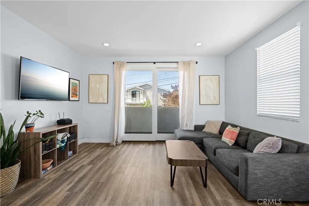 521 Penn Street, El Segundo, California 90245 home-pic-34